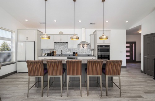 St. Robert Haus | Spacious 4-bedroom house in prime Saint Robert location with modern amenities