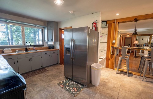 Gadsden Haus | Spacious 4BR Home- Perfect for Families & Groups!n1 min from Noccalula Falls