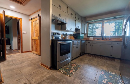 Gadsden Haus | Spacious 4BR Home- Perfect for Families & Groups!n1 min from Noccalula Falls