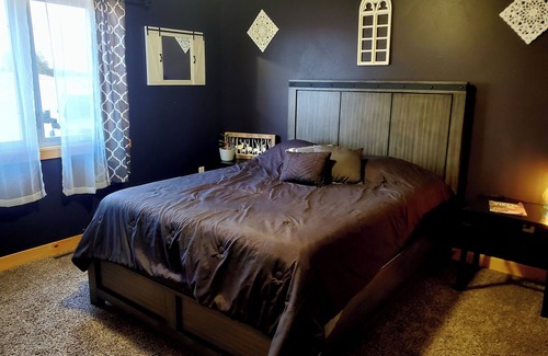 Ransom County Kabine | Spacious 5-bedroom/3 bath LODGE, Located between Fort Ransom, ND & Lisbon, ND