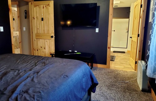 Ransom County Kabine | Spacious 5-bedroom/3 bath LODGE, Located between Fort Ransom, ND & Lisbon, ND