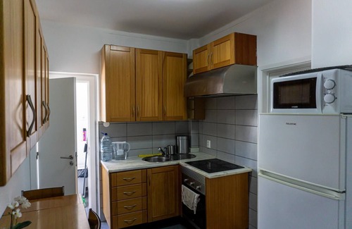 Se Wohnung | Spacious 5-bedroom apartment to 10 people in fabulous Faro with AC, WiFi