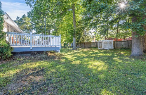 Aspen Hill Haus | Spacious 5-Bedroom House in Rockville Fast WiFi, Gaming Area & Fenced Yard