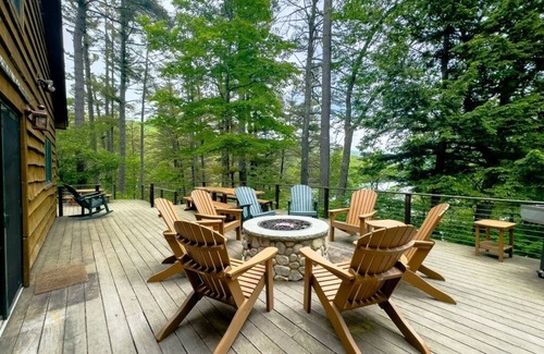 Caratunk Haus | Spacious 5-Bedroom House on Wyman Lake near The Forks, ME - Sleeps 14