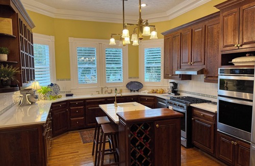 Jackson Haus | Spacious 5-bedroom house in charming Jackson with WiFi, AC