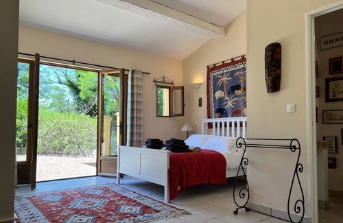 Claviers Villa | 5 Betten geräumiges provenzalisches Haus mit Infinity-Pool und atemberaubender Aussicht