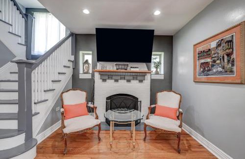 North Lawndale Haus | Spacious 5-BR House near Transit w Parking