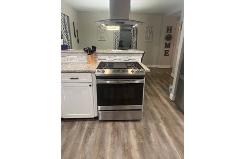 Montgomery Haus | Spacious 5BR near Lake Conroe