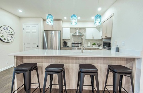 Cottonwood Heights Haus | Spacious Ski-House w/ Hot Tub