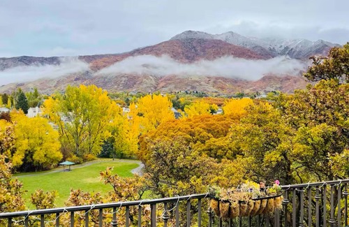 South Ogden Haus | Spacious 6-bedroom house in Ogden with Breathtaking Mountain Views