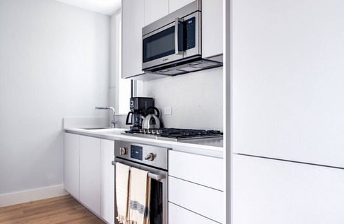 Brighton Wohnung | Spacious Allston 2BR w/ W/D in basement
