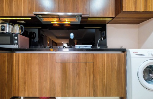 Pancoran Wohnung | Spacious And Comfy 2Br At L'Avenue Pancoran Apartment