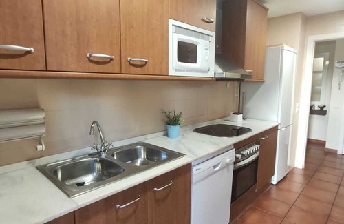 Calafat Wohnung | Spacious apartment overlooking the community pool. Ideal for children.