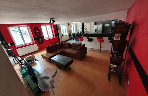 Salins-les-Bains Wohnung | Spacious apartment