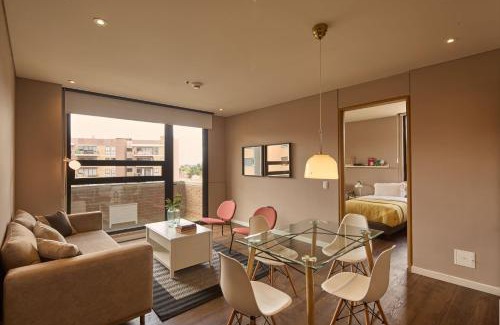 Soacha Wohnung | Spacious Apartment with Balcony in Chía