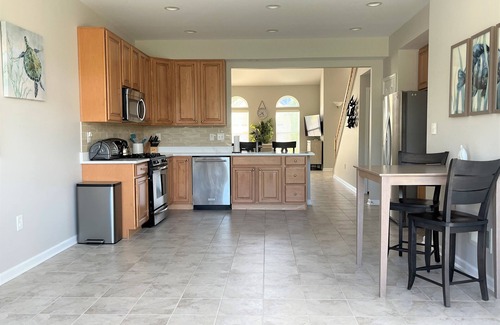 Ocean View Villa | Spacious Back Bay Villa in Award-Winning Beach Community