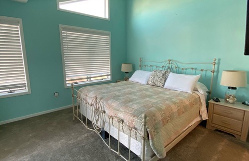 Holgate Eigentumswohnung | Spacious Bay Front Condo with Pool Saturday Check in and Check out