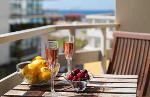 Armacao de Pera Wohnung | Spacious Beach 2 Bedroom Apt Sleep6 By Promenade