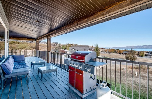 Fish Haven Haus | Geräumiges Haus in Bear Lake mit Zugang zu einem Gemeinschaftspool, einem Whirlpool, Sportplätzen und einem Fitnessstudio