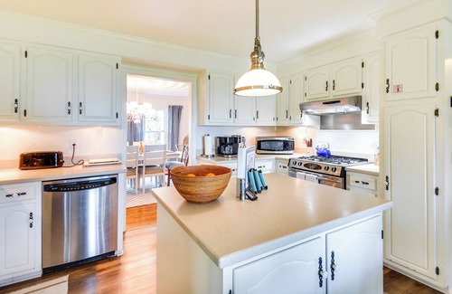 Cape Charles Haus | Spacious Cheriton Home: 8 Mi to Cape Charles!