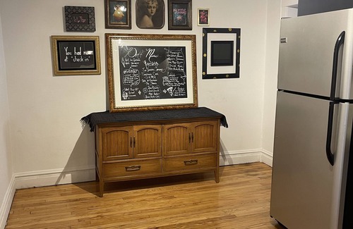 St. Charles Haus | Spacious Chic 3-BDR Apartment in charming St. Charles for you to Create Memories