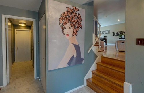 Clinton Haus | Spacious Clinton Home with Patio 12 Mi to Capitol!