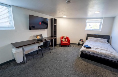 Selly Oak Wohnung | Spacious Comfortable studio near the university