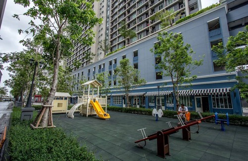 Rat Burana Eigentumswohnung | Geräumige Wohnung mit Panoramablick auf den Fluss. Ruhe und Frieden, gut zum Ausruhen.