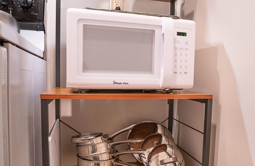 Apple Creek Hütte | Spacious Cottage in Ohio Amish Country