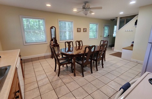 Tawas City Hütte | Spacious cottage near Lake Huron between Tawas and AuGres