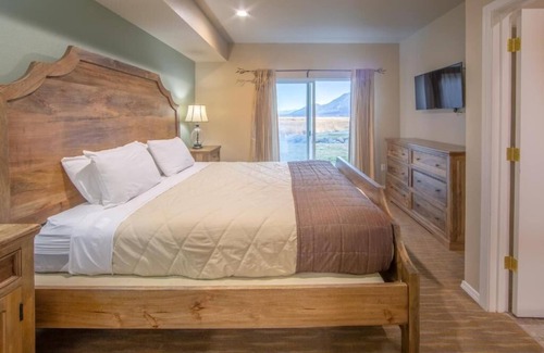 Genoa Resort | Spacious, Cozy 1-bedroom villa in stunning David Walley's resort, Genoa, NV