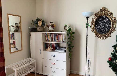 Boyds Haus | Spacious cozy suite