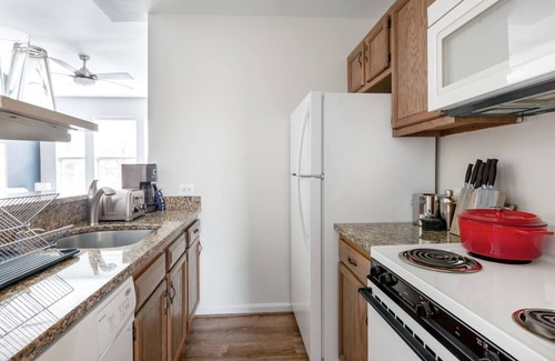 Adams Morgan Wohnung | Spacious Dupont Circle 2BR nr. U Street & Glen's Market, by Blueground