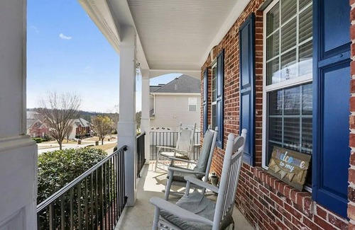 Douglasville Haus | Spacious Executive 4-bedroom home in quaint Douglasville