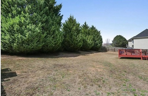 Douglasville Haus | Spacious Executive 4-bedroom home in quaint Douglasville