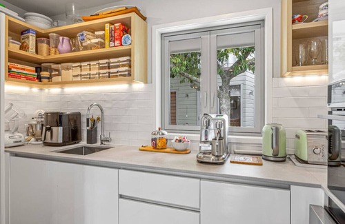 Auckland Wohnung | Spacious family home in Meadowbank