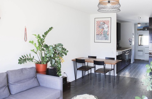 La Courneuve Wohnung | Spacious haven of peace with beautiful decoration