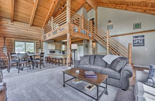 Eden Haus | Spacious Hilltop Cabin with Deck and Scenic Views!