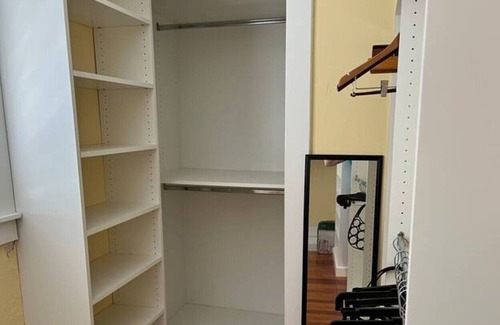 Daytona Beach Hütte | Spacious Historic Home with sun room, eat-in kitchen, and music lounge sleeps<10