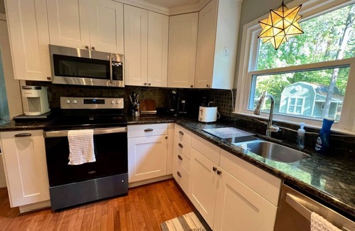 Mechanicsville Haus | Spacious home - close to I-95, Kings Dominion