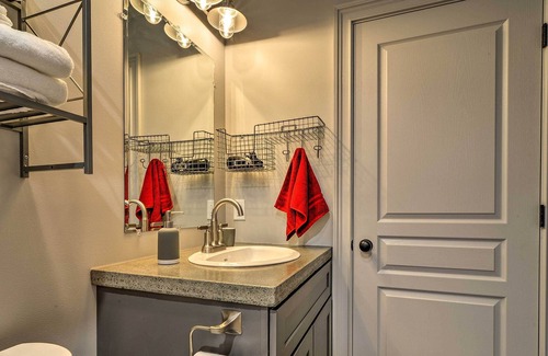 Harrisonburg Haus | Umgestaltetes Harrisonburg-Haus mit EV-Ladegerät der Stufe II