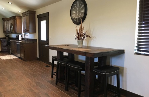 Torrey Haus | Spacious Home “The Nest” in the heart of Torrey