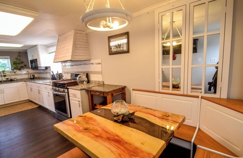 Charlotte Park Haus | Spacious house in enjoyable Nashville w/ Pool & 15 Min to Downtown