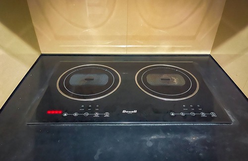 Bonifacio Global City Eigentumswohnung | Spacious Loft in BGC with Golf and Sunset View