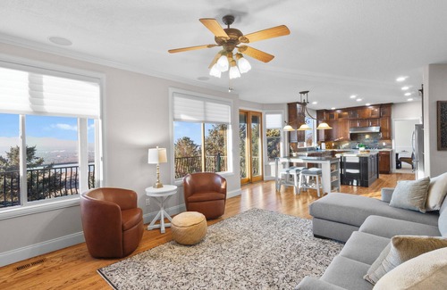 Draper Haus | Spacious/Lux 5-bedroom house close to slopes and what a view! in fabulous Draper