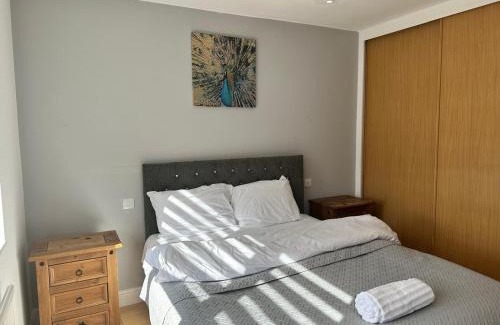 Doncaster Haus | Spacious Luxurious Serviced Accomodation