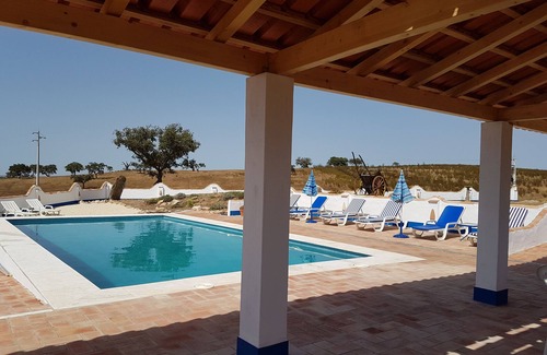 Ourique Haus | Spacious luxury country house. Shared pool. Fully wheelchair accessible