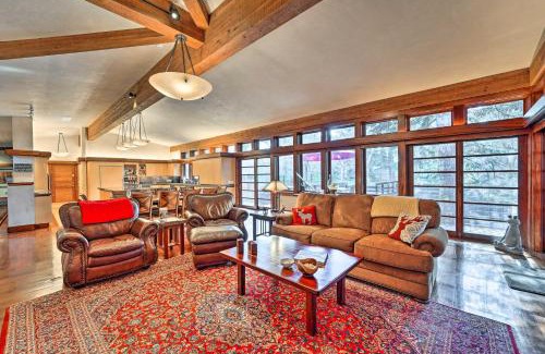 Hailey Haus | Spacious Luxury Retreat with Private Hot Tub and Pool!