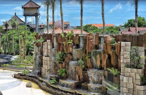 North Legian Wohnung | Geräumige moderne Suite mit kostenlosen Minibar-Artikeln (T Sand Suite14)