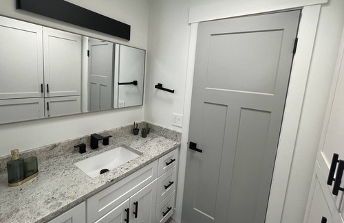 Millcreek Haus | Spacious Modern Villa w/ Hot Tub & Mountain Views